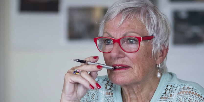 Vrouw met pen